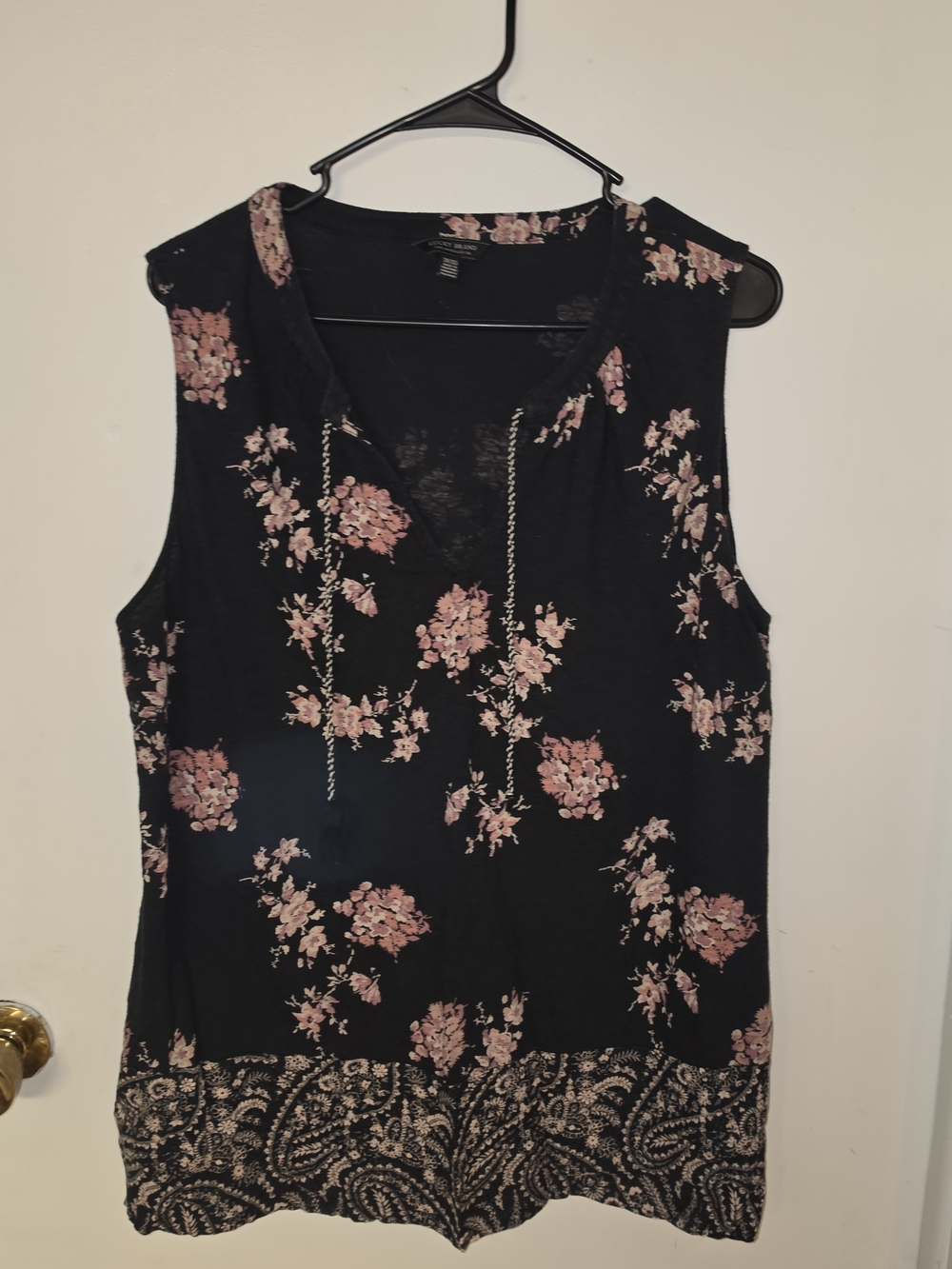 Lucky Brand Black Sleeveless Tank with Pink Floral & Paisley Hem